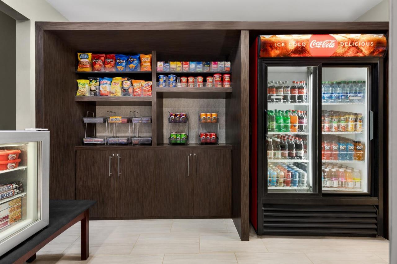 Holiday Inn Express & Suites Philadelphia - Mt Laurel By Ihg Маунт Лорел Екстериор снимка