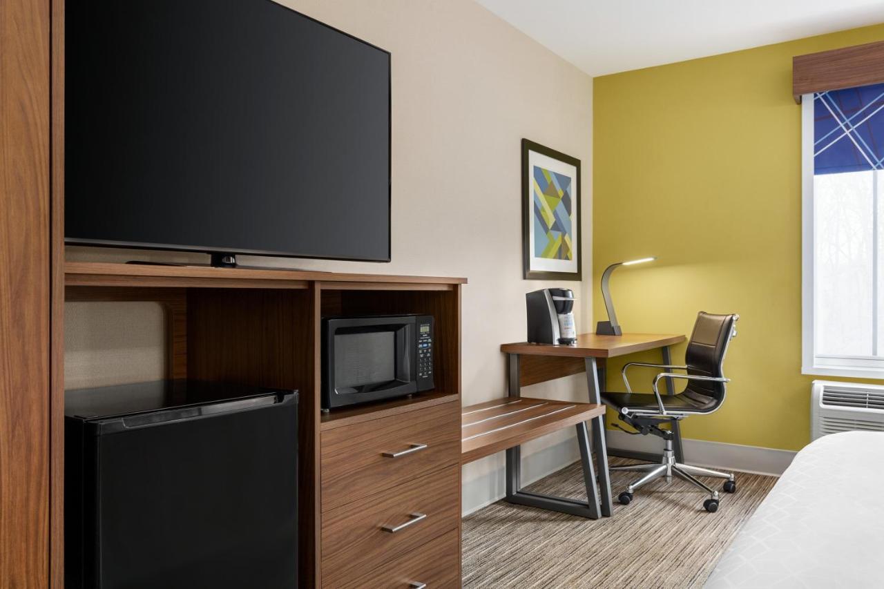 Holiday Inn Express & Suites Philadelphia - Mt Laurel By Ihg Маунт Лорел Екстериор снимка
